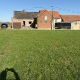 Landbouwgrond te Geraardsbergen (Zarlardinge) gelegen aan de straat