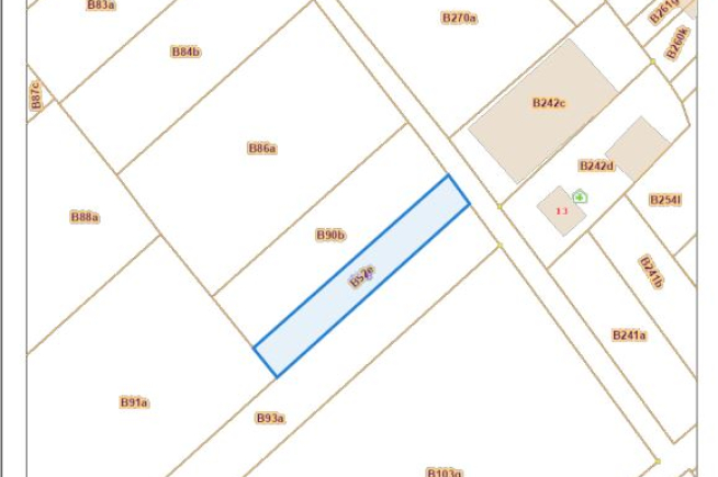 PERCEEL LANDBOUWGROND TE KOOP VIA MEDEDINGINGSPROCEDURE