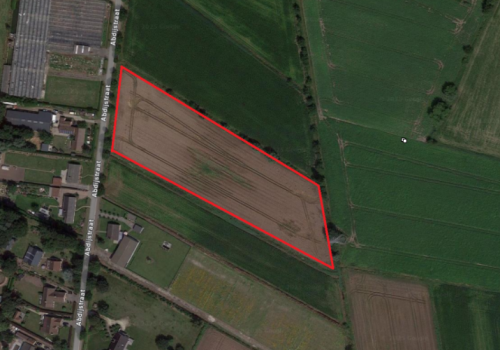 Landbouwgrond 1,35 ha Oosteeklo